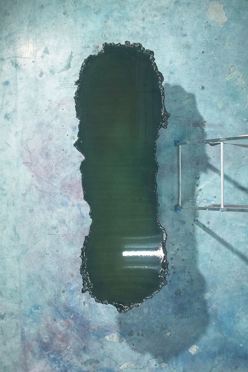 Arena A002, coffee table with five legs, by Maarten Alexander. Photo 7 of 12.