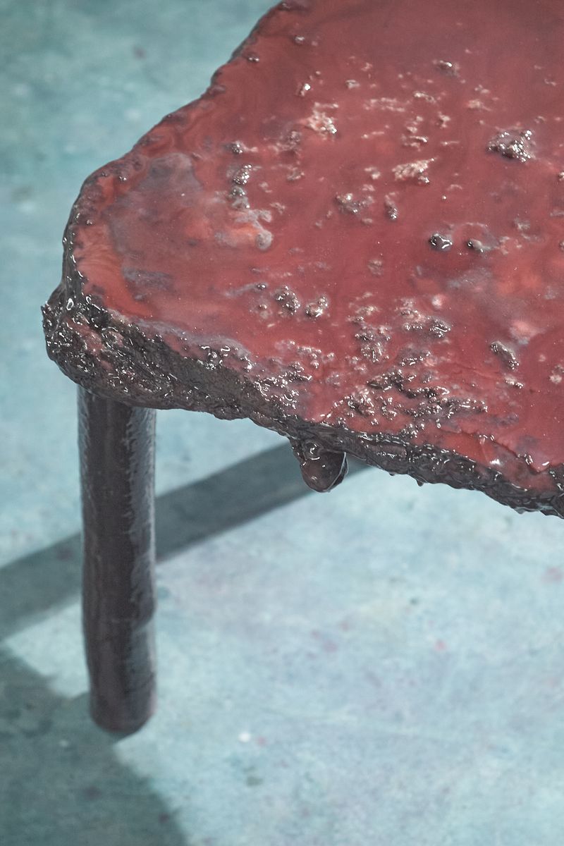 Arena A007, bench with eight legs, by Maarten Alexander. Photo 15 of 17.