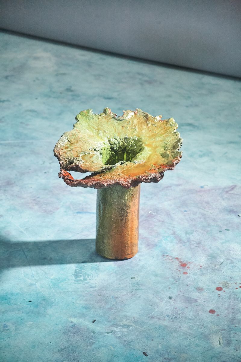 Arena A008, vase, by Maarten Alexander. Photo 5 of 11.
